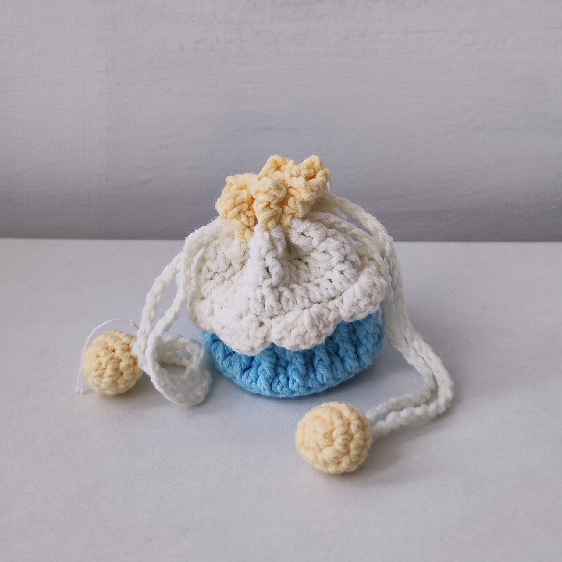 Cupcake Small Crochet Pouch Bag