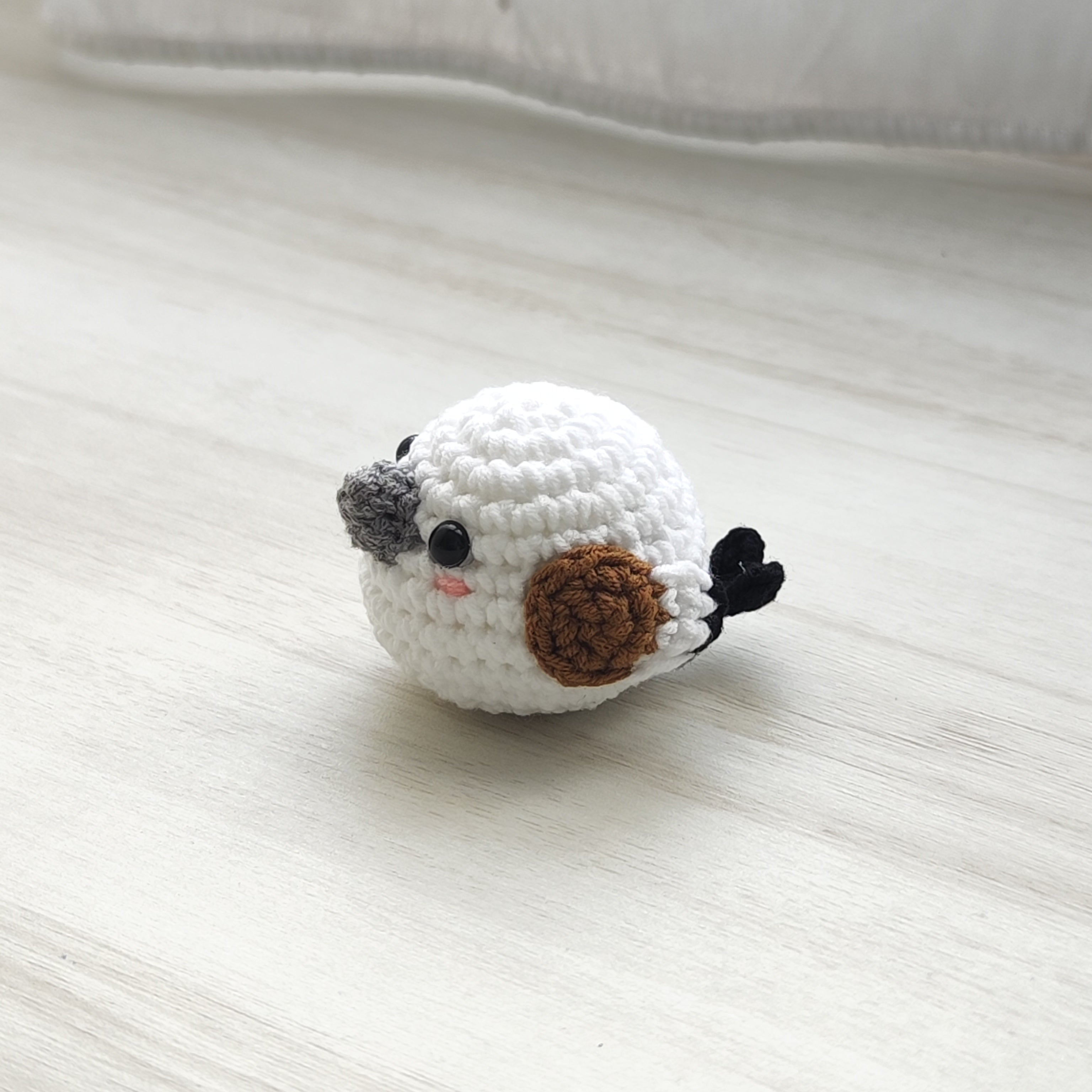Snow Bird Pendant Plushie Amigurumi