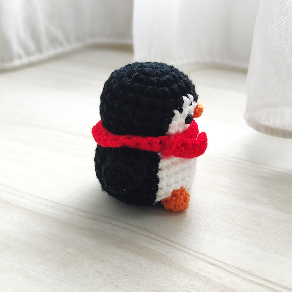 Penguin Pendant Plushie Amigurumi