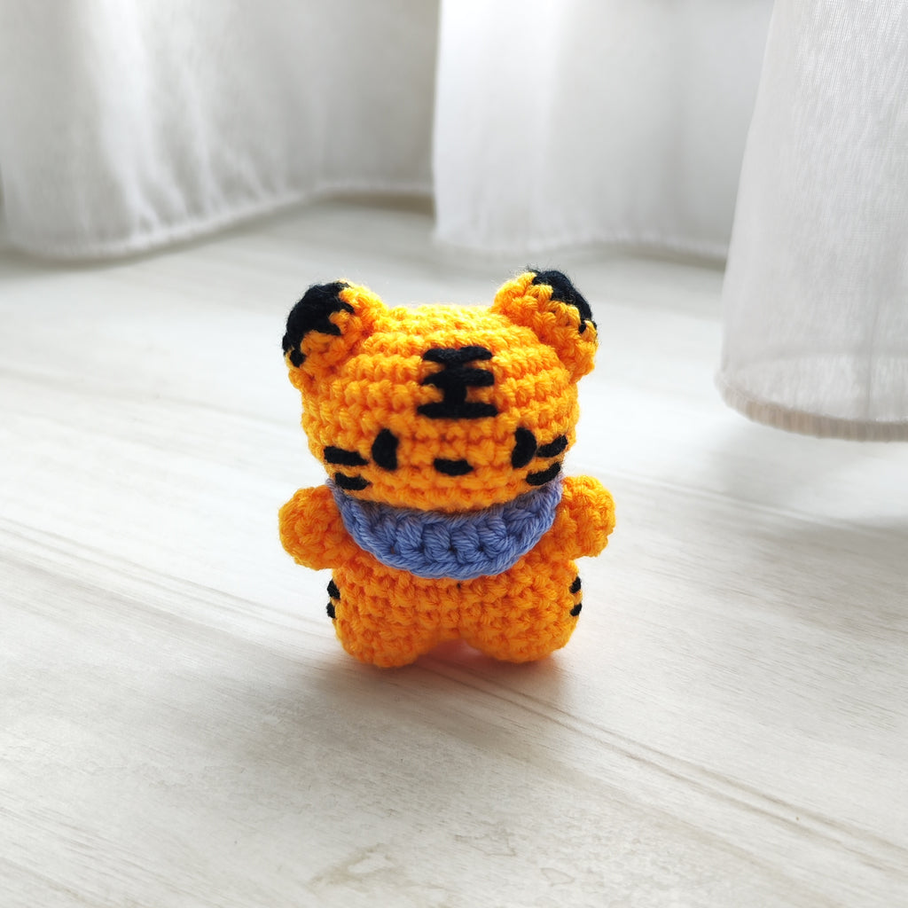 Tiger Pendant Plushie Amigurumi