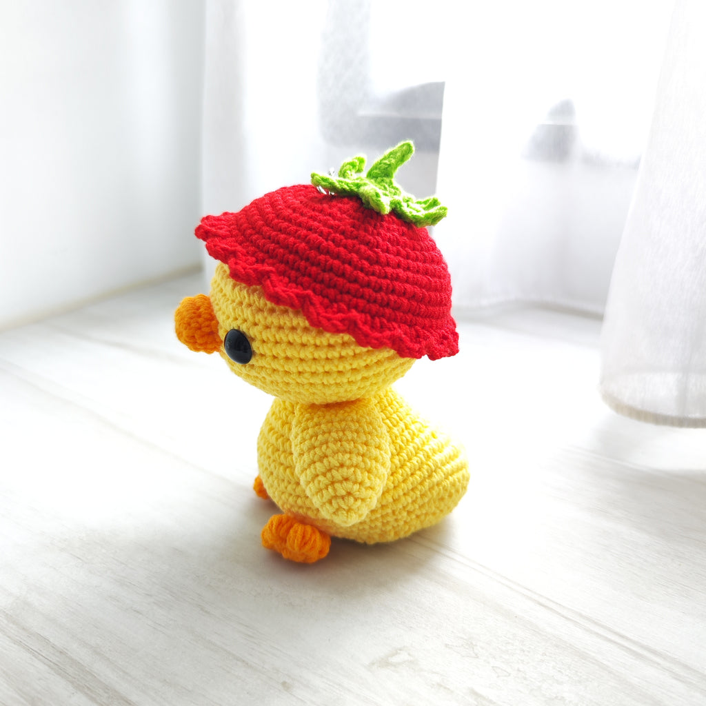 Duck With Hat Pendant Plushie Amigurumi
